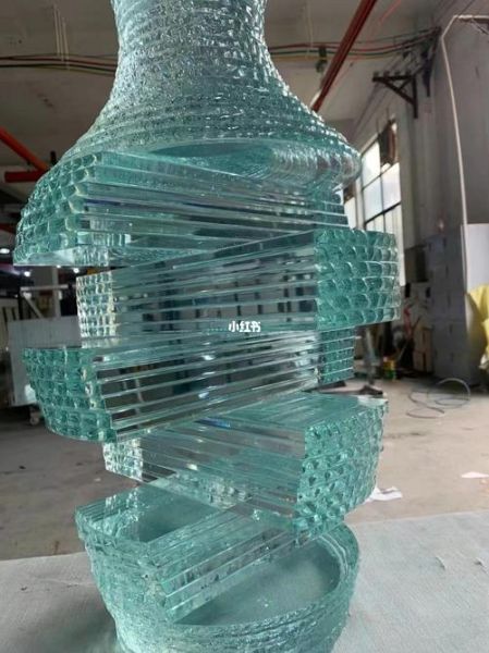 雕刻艺术玻璃价格贵吗_如何挑选雕刻艺术玻璃