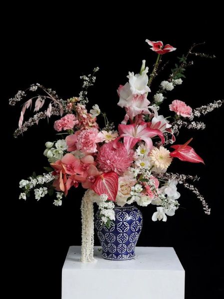 艺术插花怎么选花材_艺术插花适合放哪里